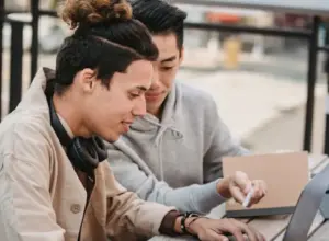 proofreading service and editing service provide by Hooman Writer